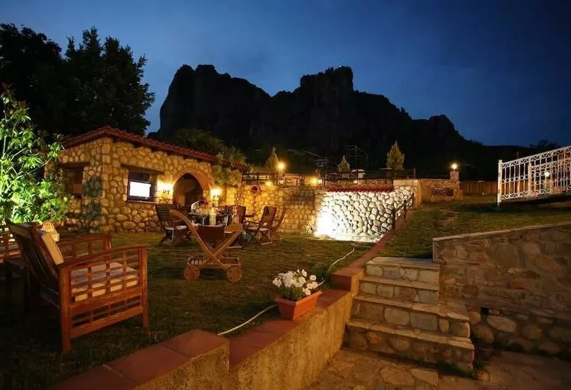 Hôtel Epavlis Meteora Suites