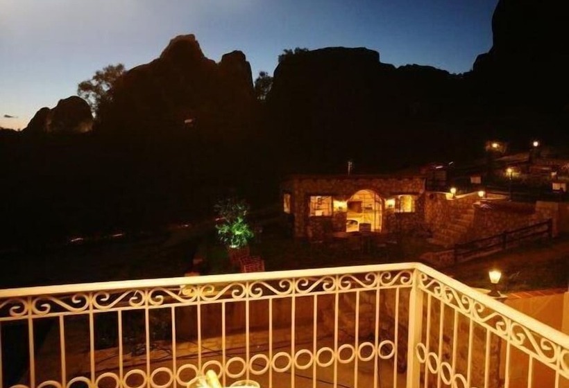 ホテル Epavlis Meteora Suites