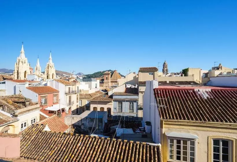 ホテル Exe Malaga Museos