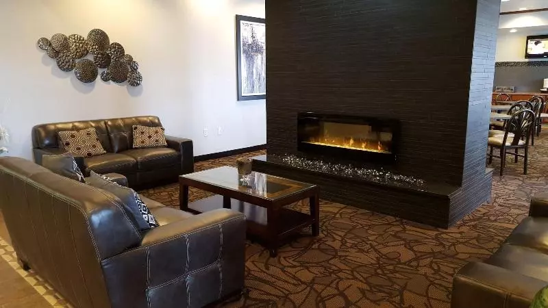 هتل Expressway Suites Fargo