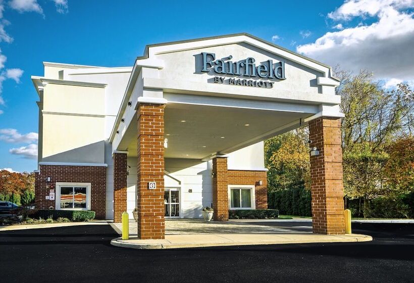 בית מלון כפרי Fairfield By Marriott Medford Long Island