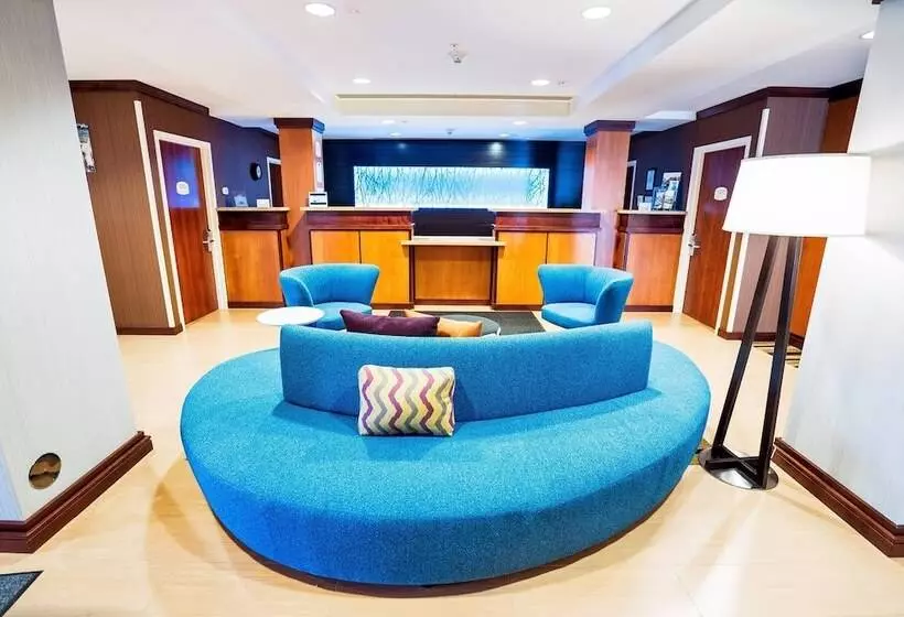 Otel Fairfield By Marriott Medford Long Island