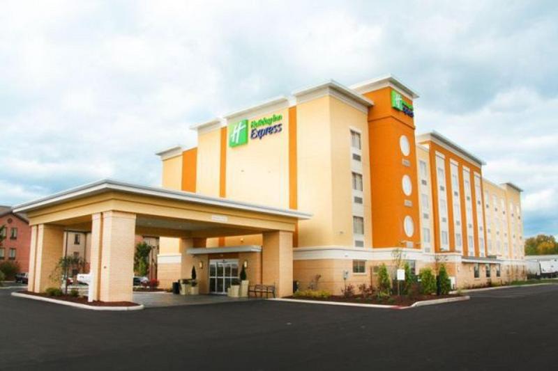 ホテル Holiday Inn Express Toledo North, An Ihg