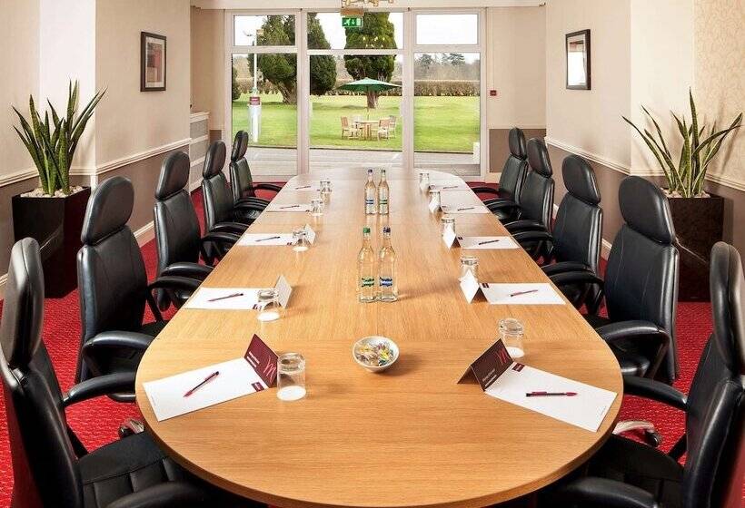 בית מלון כפרי Mercure Maidstone Great Danes