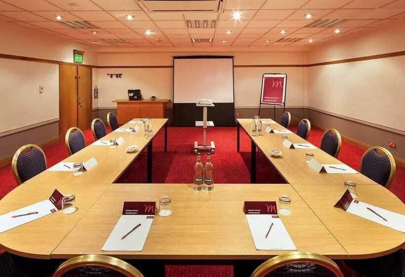 בית מלון כפרי Mercure Maidstone Great Danes