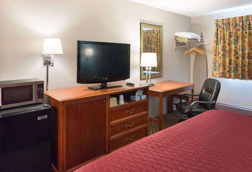 Отель Rodeway Inn Milford  I84
