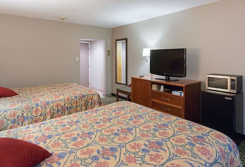 Отель Rodeway Inn Milford  I84