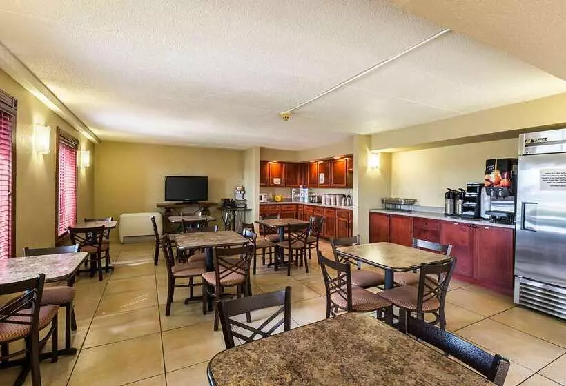 Отель Rodeway Inn