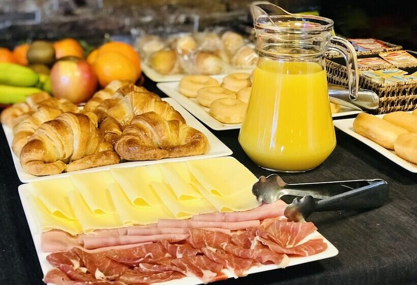 هتل روستایی Rural Campaniola