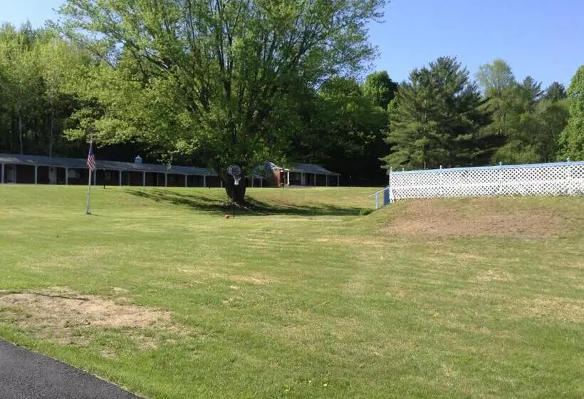 בית מלון כפרי Starlight Inn