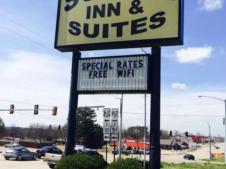 هتل Super Inn & Suites