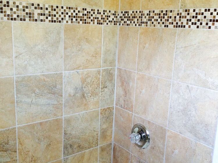 Hotelli Super Inn & Suites 