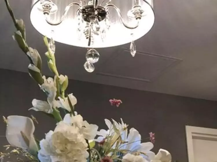 酒店 The Inn On Sheridan