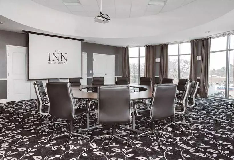 酒店 The Inn On Sheridan