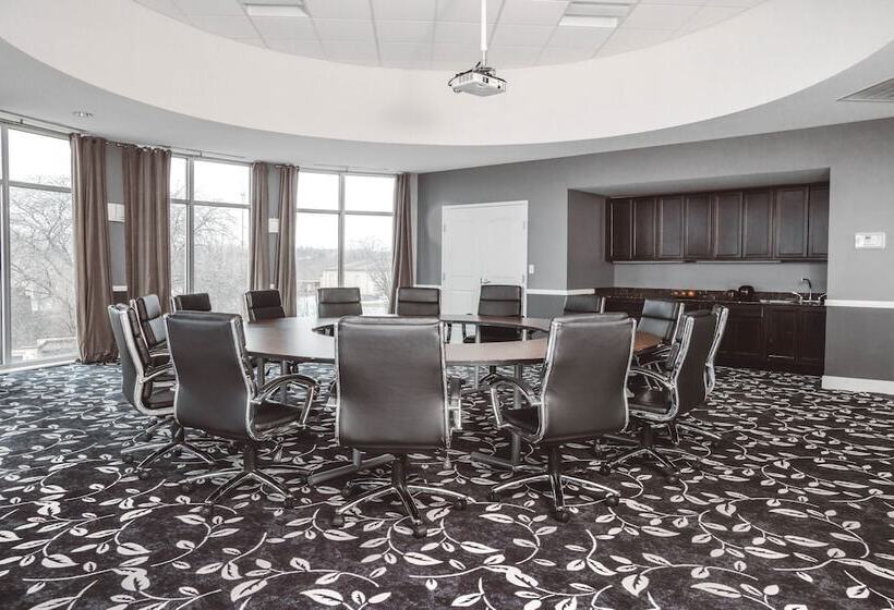 בית מלון כפרי The Inn On Sheridan