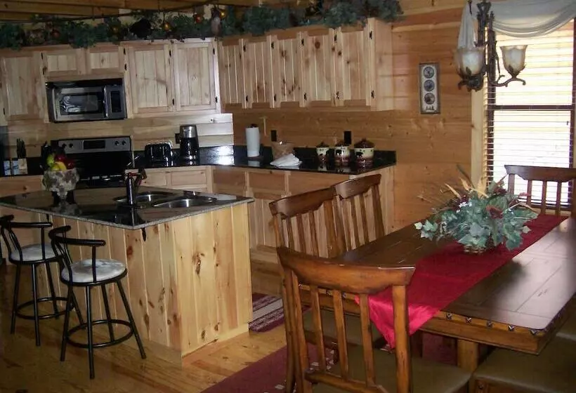 호텔 White Oak Lodge & Resort