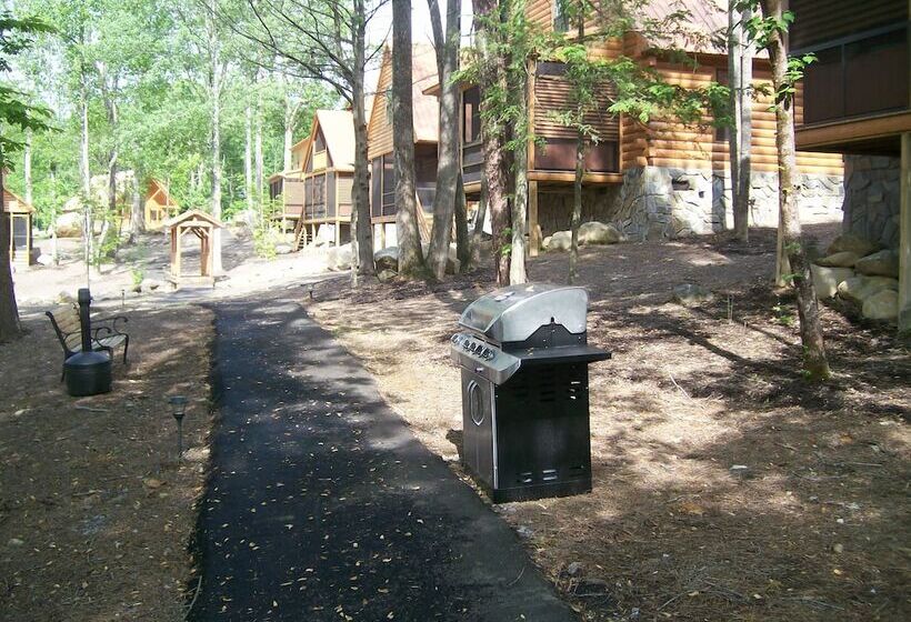 فندق White Oak Lodge & Resort