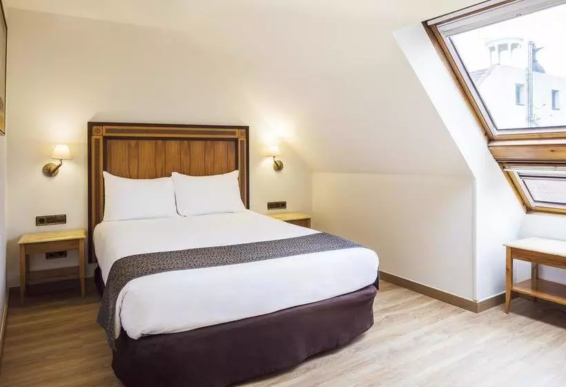 Apartamentos Leganitos