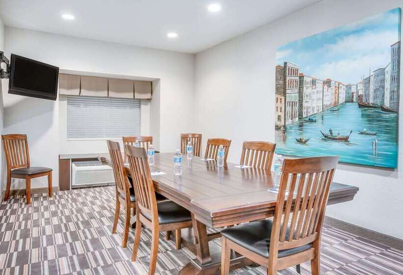 Microtel Inn & Suites By Wyndham Hoover/birmingham