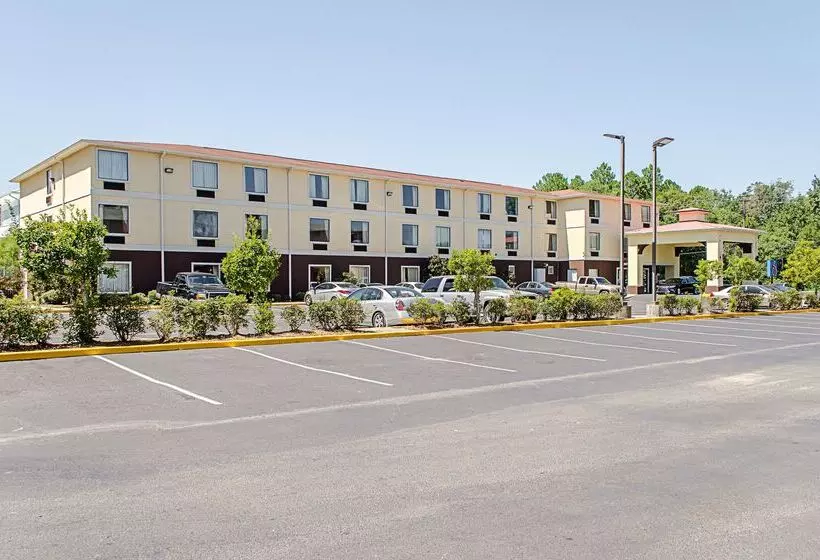 Motel Quality Inn & Suites