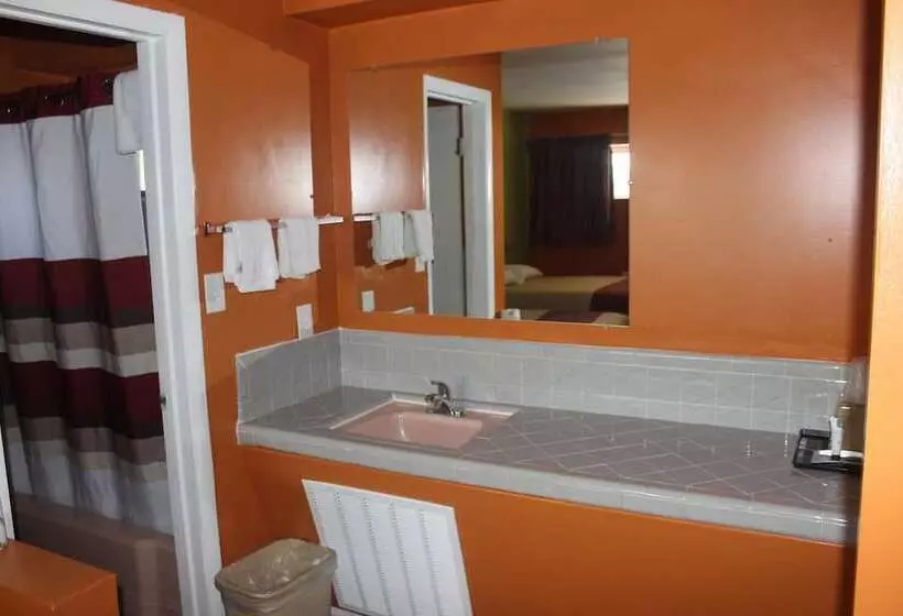 汽车旅馆 Budget Inn Pulaski