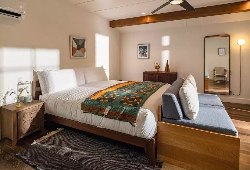 リゾートホテル Dawn Ranch