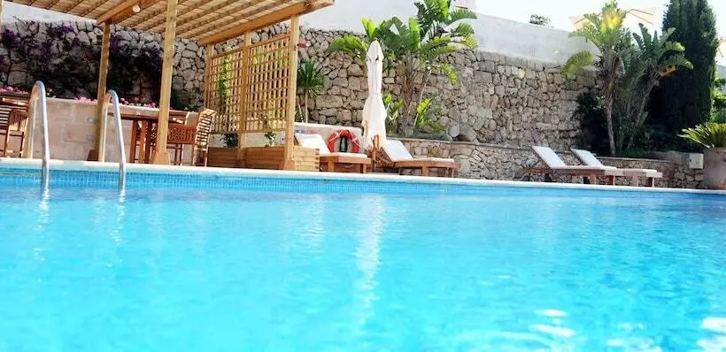 בית מלון כפרי Son Granot