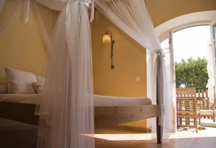 בית מלון כפרי Son Granot