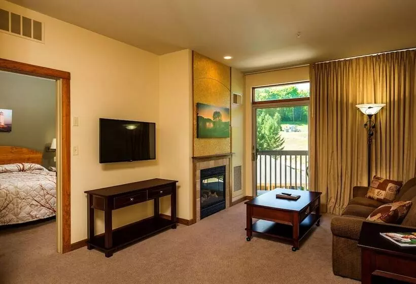 The Lodge At Cedar River, Shanty Creek Resort