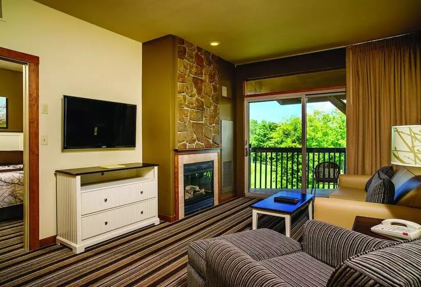 The Lodge At Cedar River, Shanty Creek Resort