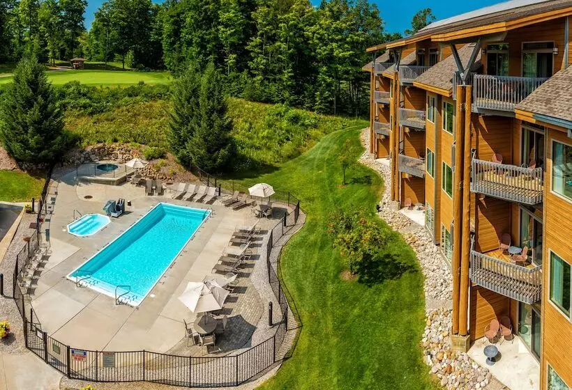 The Lodge At Cedar River, Shanty Creek Resort