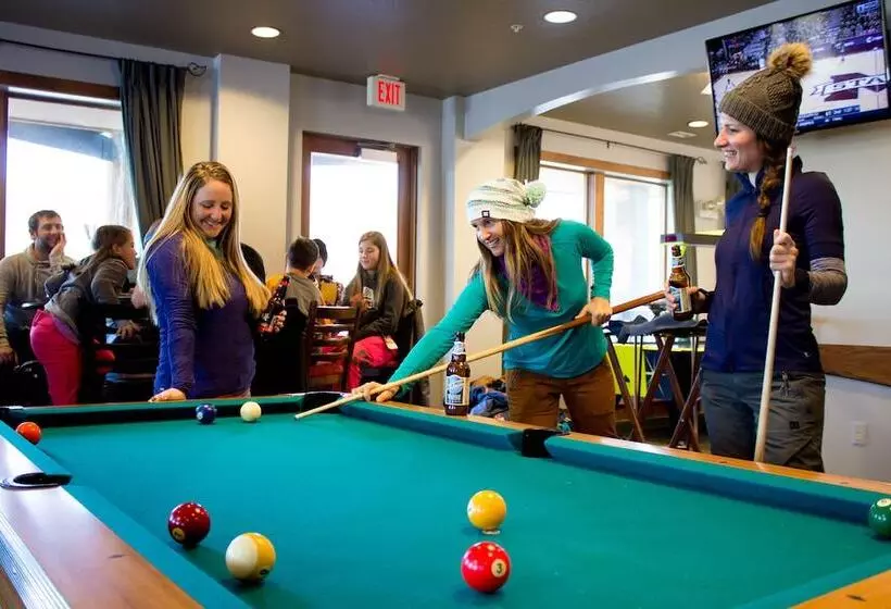 The Lodge At Cedar River, Shanty Creek Resort