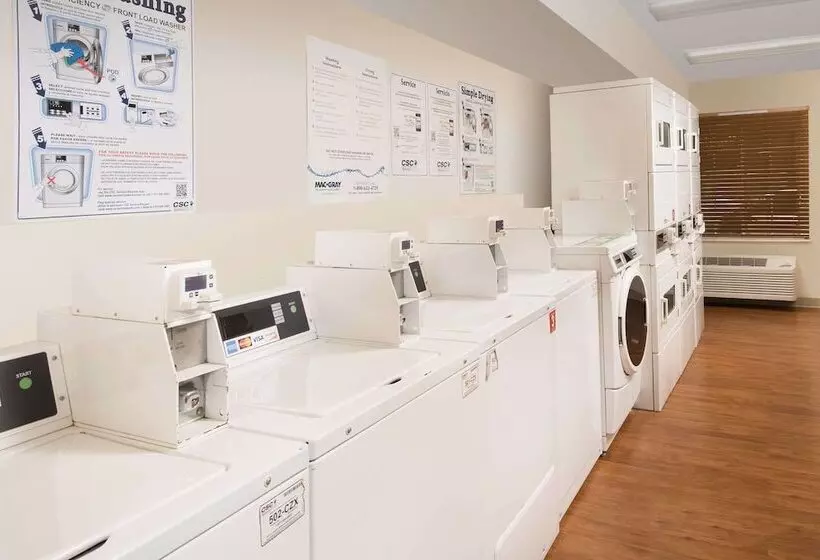 Woodspring Suites Augusta Riverwatch