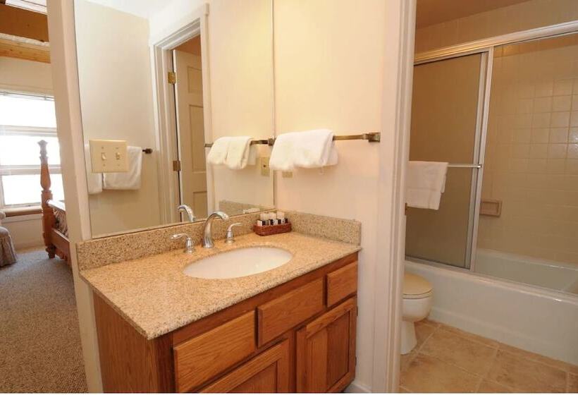 Beaverhead Condos At Big Sky Resort