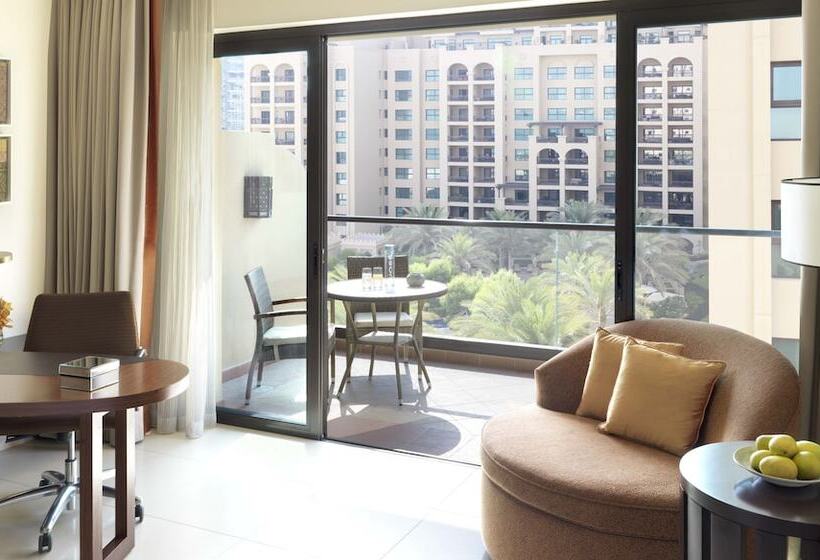 Отель Fairmont The Palm