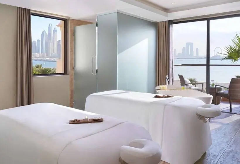 هتل Fairmont The Palm