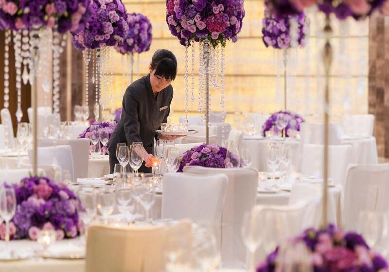 Four Seasons Hotel Guangzhou