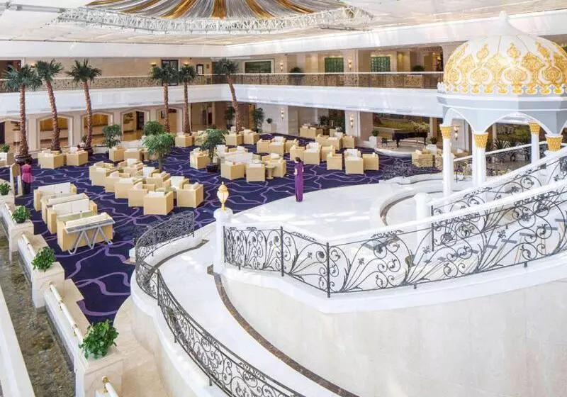 Grand Mercure Hotel Hualing