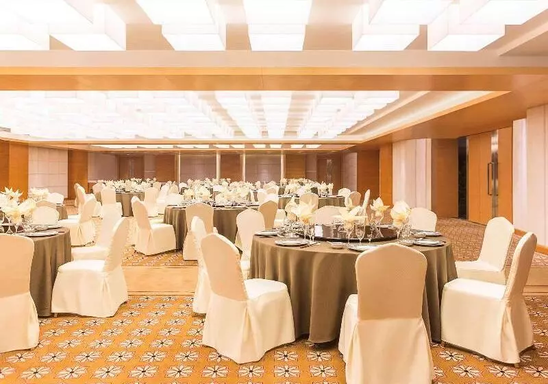 Grand Mercure Hotel Hualing