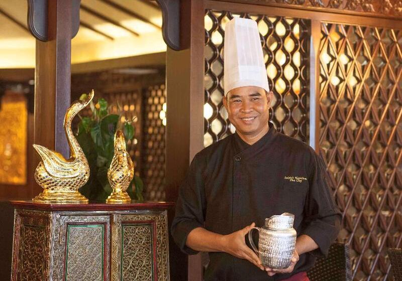 Grand Mercure Hotel Hualing