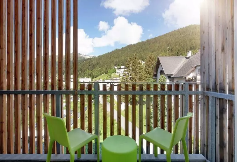 Отель Hilton Garden Inn Davos