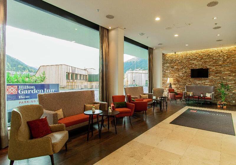 בית מלון כפרי Hilton Garden Inn Davos