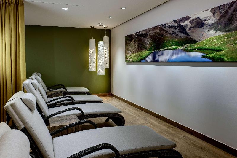 בית מלון כפרי Hilton Garden Inn Davos