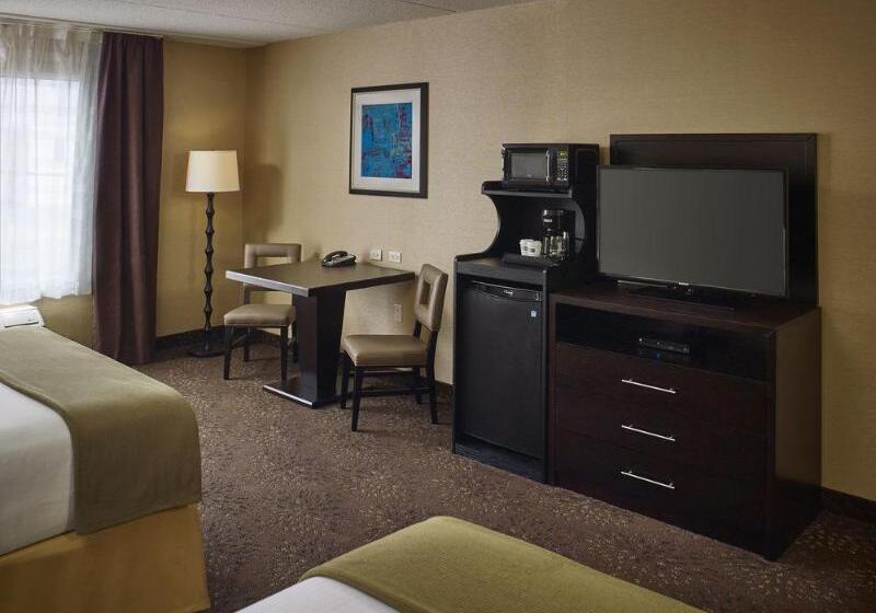 Hotel Holiday Inn Express And Suites Timmins, An Ihg