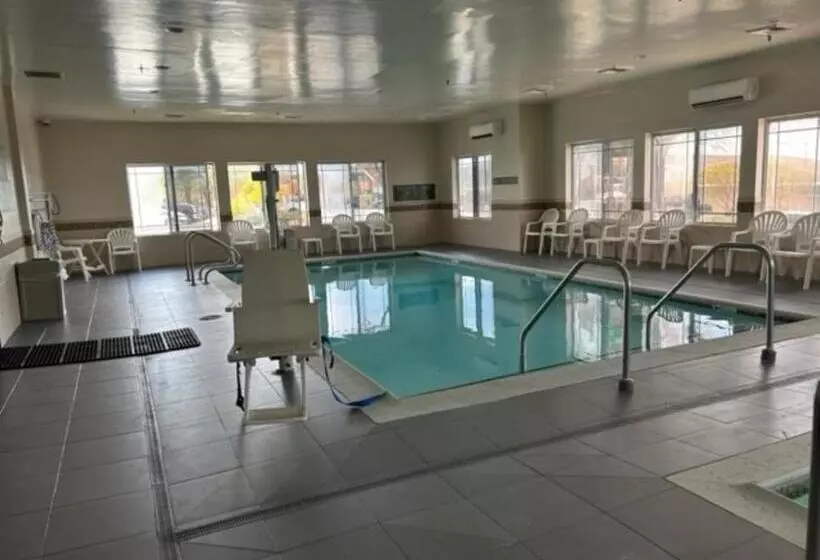 酒店 Holiday Inn & Suites Barstow, An Ihg