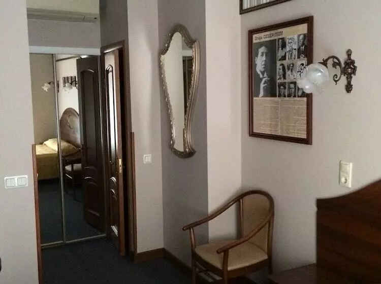 هتل Old Vienna