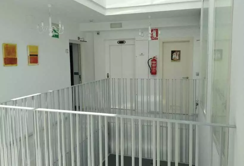 هتل Palacio Alcazar