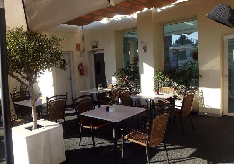 هتل Palacio Alcazar