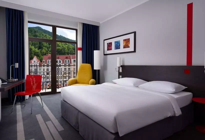 בית מלון כפרי Park Inn By Radisson Rosa Khutor