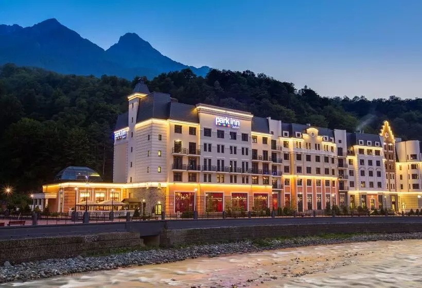 בית מלון כפרי Park Inn By Radisson Rosa Khutor